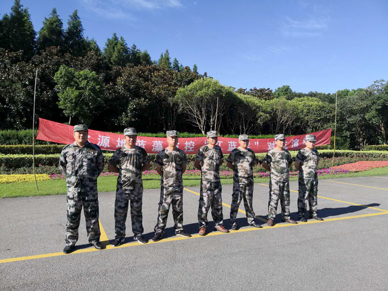 安保公司傀儡湖安保隊(duì)員參加“紅藍(lán)軍”對抗演練活動(dòng)_副本.jpg