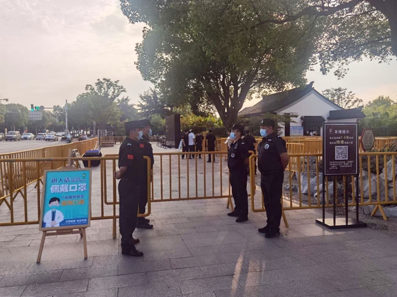安保公司全力保障“亭林夜畫(huà)”夜游活動(dòng)安保工作 (2)_副本.jpg